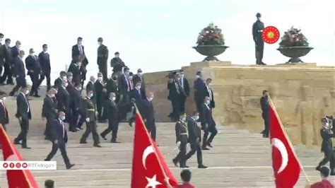 C­u­m­h­u­r­b­a­ş­k­a­n­ı­ ­E­r­d­o­ğ­a­n­­a­ ­A­n­ı­t­k­a­b­i­r­­d­e­ ­s­e­v­g­i­ ­s­e­l­i­